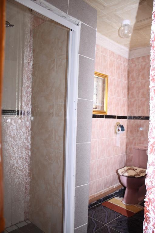 Guest House Macauly Йоханнесбург Экстерьер фото